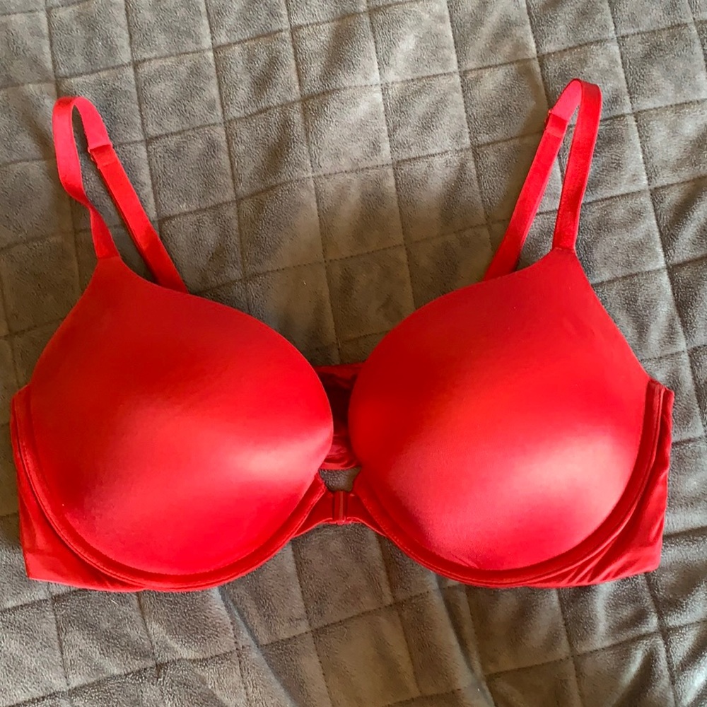 Victoria’s Secret very sexy bra